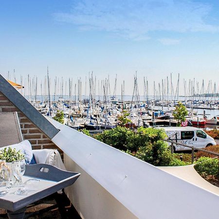 2 Bedroom Lovely Home In Bruinisse Exterior foto
